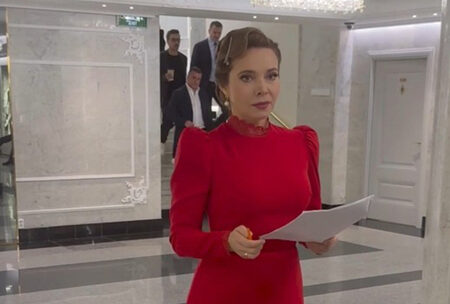 Екатерина Гусева покорила Кремль идеальной талией