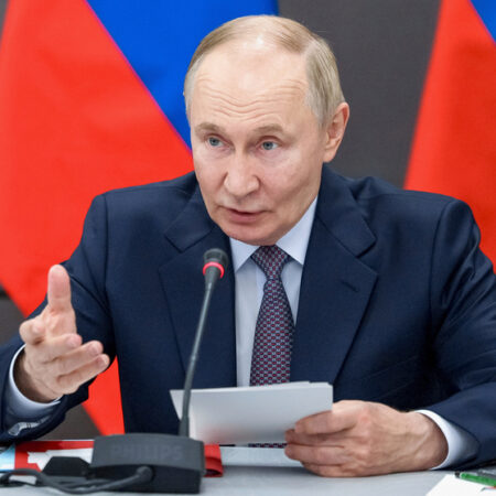 Путин и НАТО: проверка на прочность. Может ли конфликт начаться из-за кроликов?