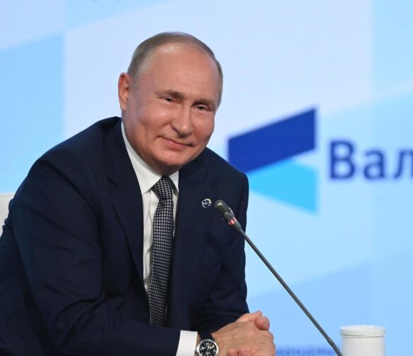 Владимир Путин выступил на пленарном заседании клуба «Валдай»