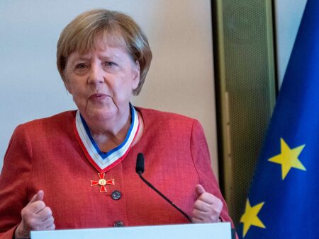 Меркель: Польша и Прибалтика препятствовали диалогу ЕС-Россия по Украине
