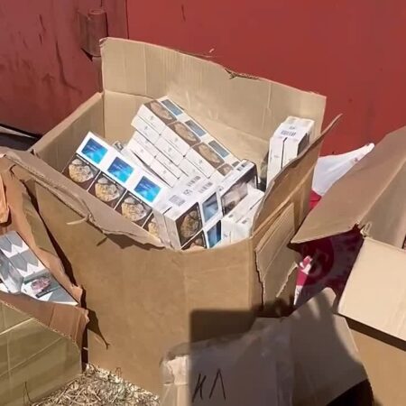 У жителя Алтайского края изъяли безакцизный алкоголь и табак почти на 4 млн рублей