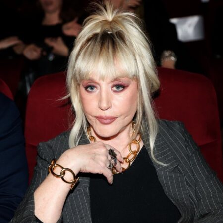 Суммы, выведенные Аллой Пугачевой из России, раскрыты