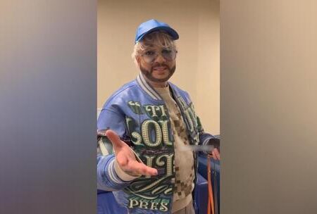 Поп-король Филипп Киркоров пожелал читателям «МК» молодости в душе